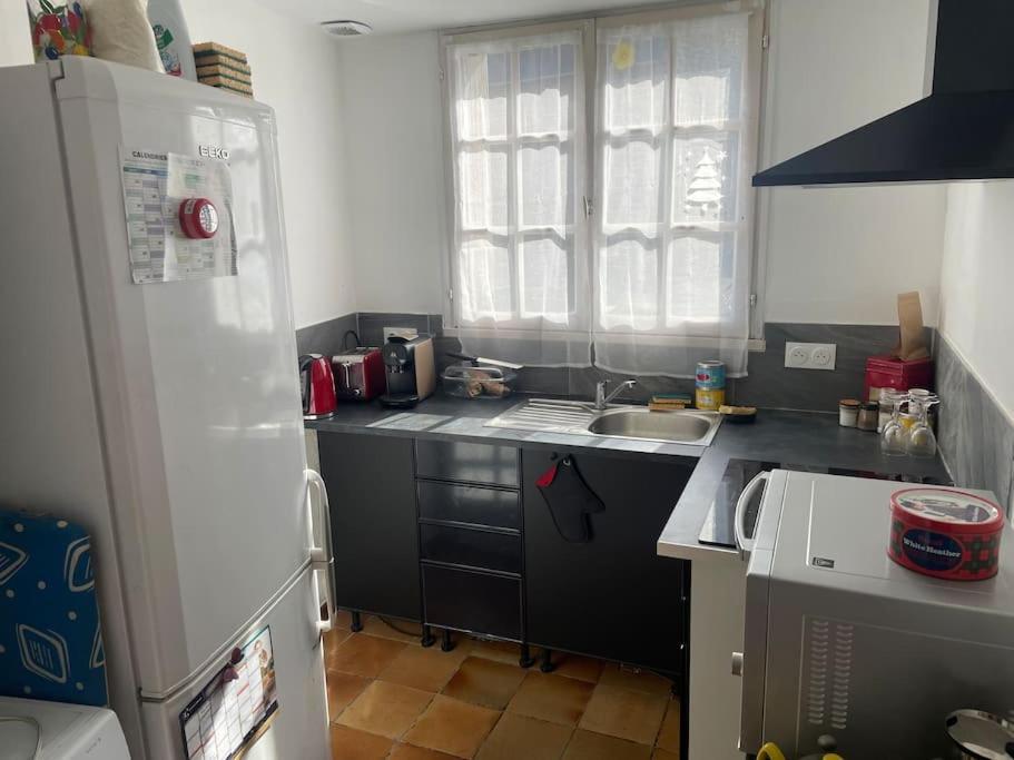 Charmante Maison, Coeur De Bourg Bazouges-la-Pérouse Esterno foto